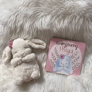 2019 Tickle & Main‎ Everybunny Prays Book and Plush Bunny video